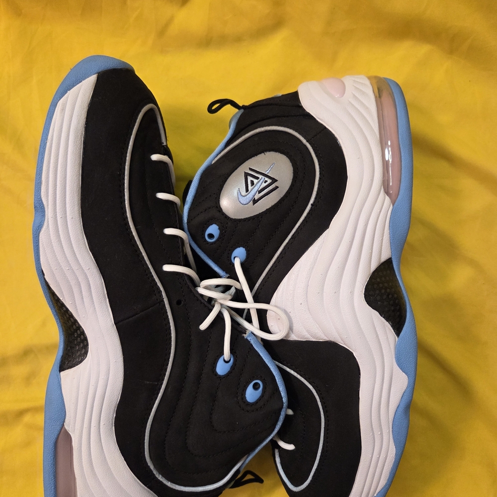 Nike Black White Light Blue Men's Athletic Shoes